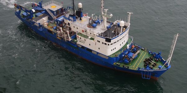 RS Sentinel working on offshore platform